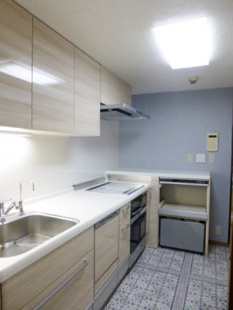 Ｉ型＋αの配置で収納スペースとムダの無い動線を確保